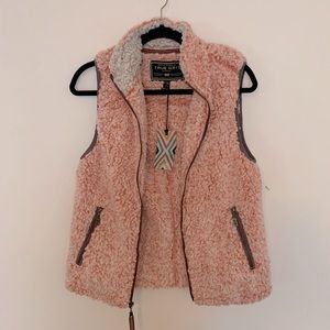 NWT True Grit vest